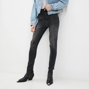 FREE PEOPLE Zuri High Waisted Distressed Faded Black Skinny Mom Jeans Size 25